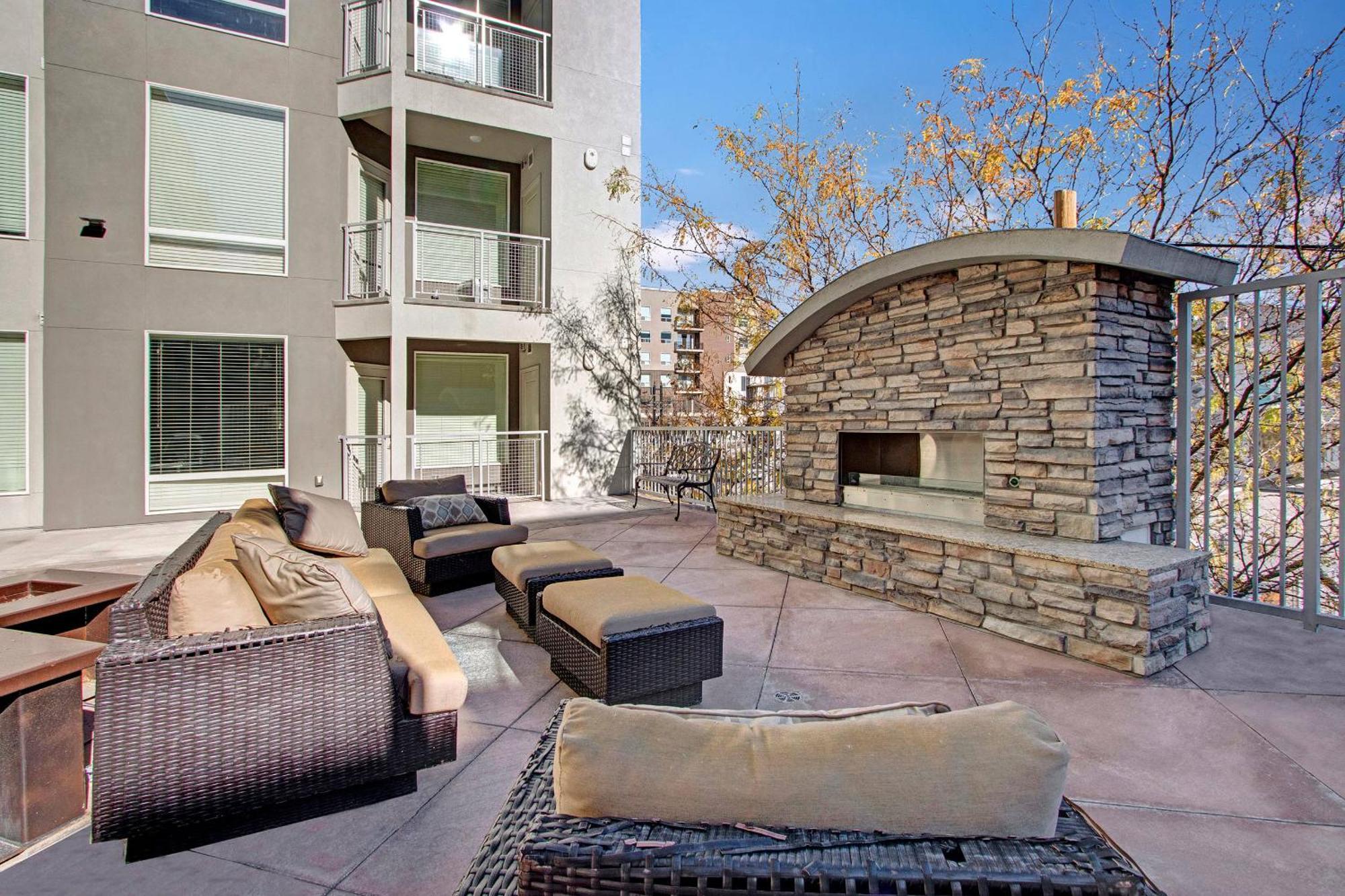 Luxury Condo In The Library Square District ソルトレイクシティ エクステリア 写真